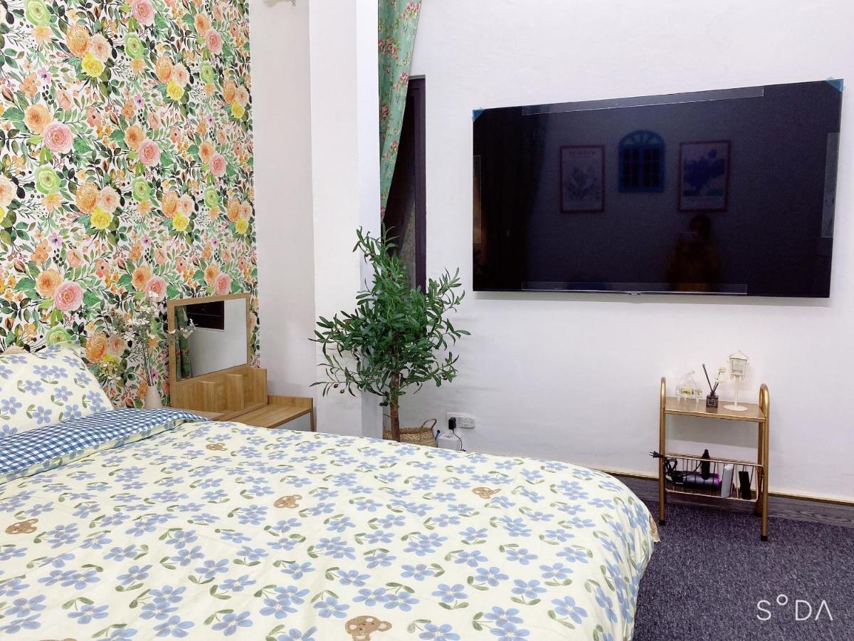 Flowergod Apartments - Blackpink Homestay Hanoï Extérieur photo